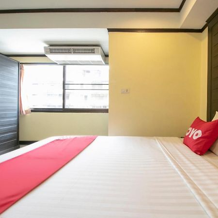 OYO 75385 Hotel Win Long Bangkok Buitenkant foto