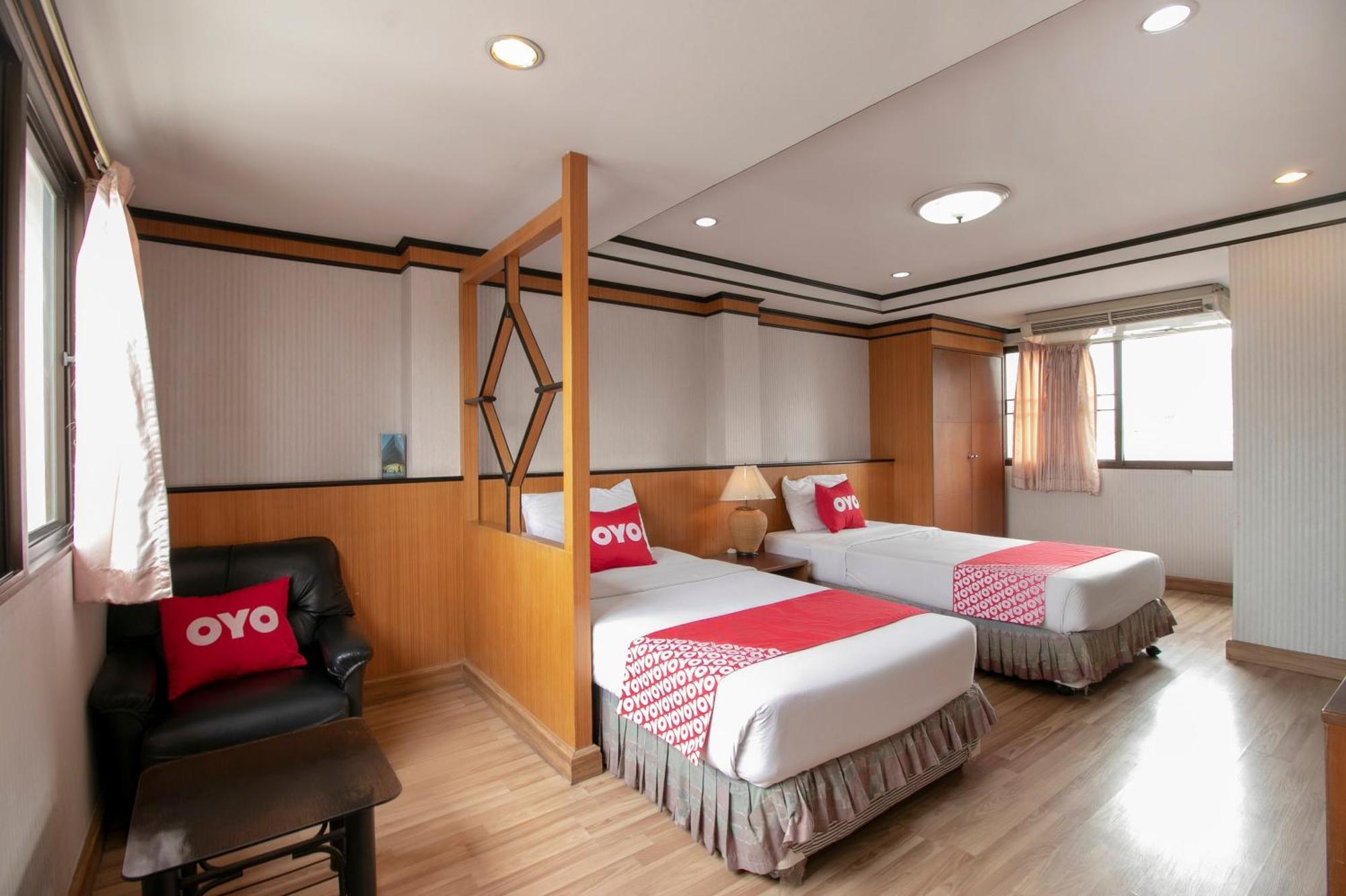 OYO 75385 Hotel Win Long Bangkok Buitenkant foto
