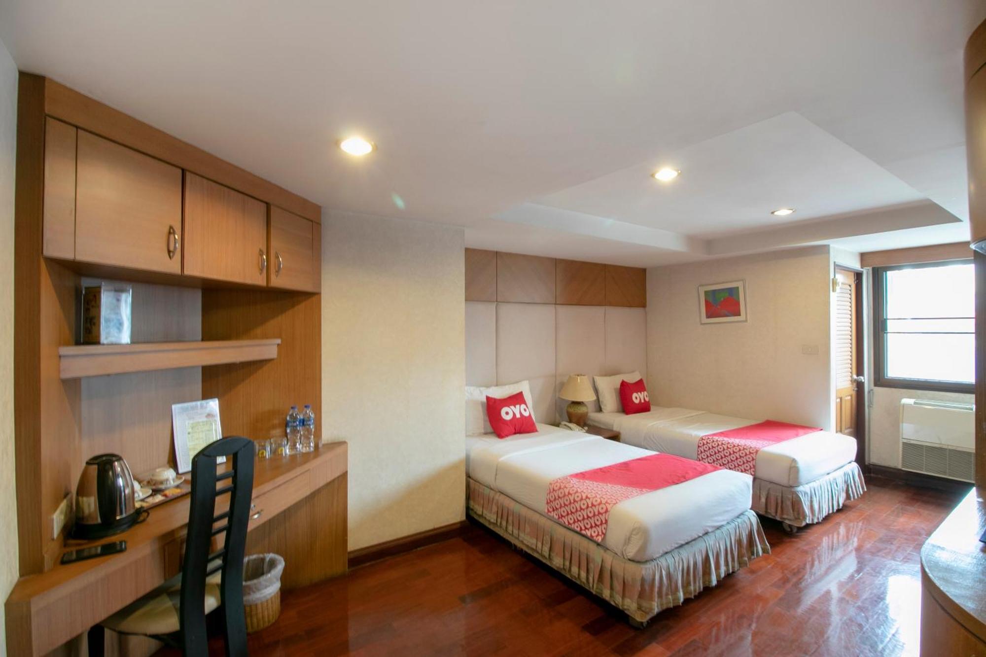 OYO 75385 Hotel Win Long Bangkok Buitenkant foto