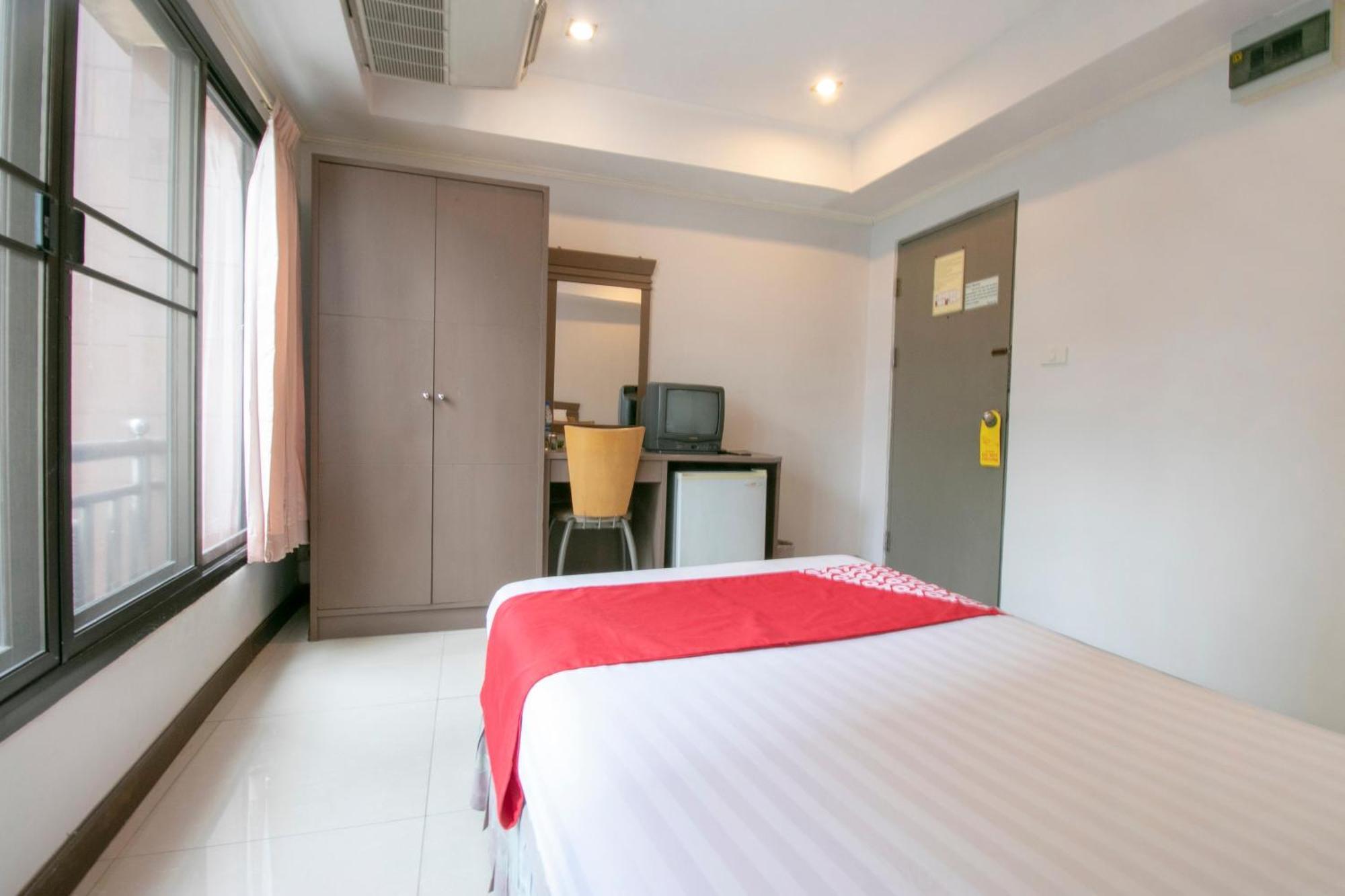 OYO 75385 Hotel Win Long Bangkok Buitenkant foto