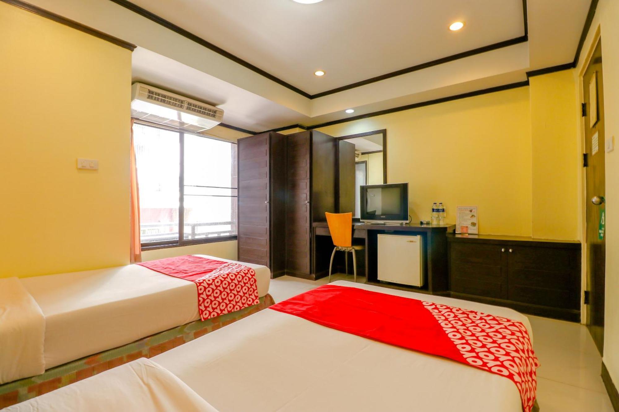 OYO 75385 Hotel Win Long Bangkok Buitenkant foto