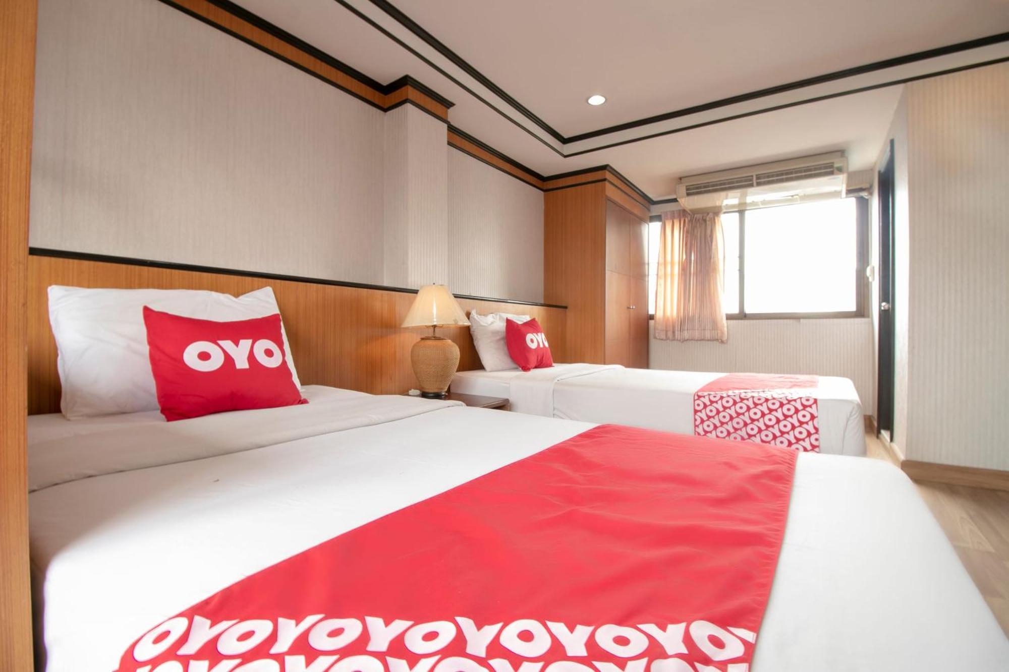 OYO 75385 Hotel Win Long Bangkok Buitenkant foto