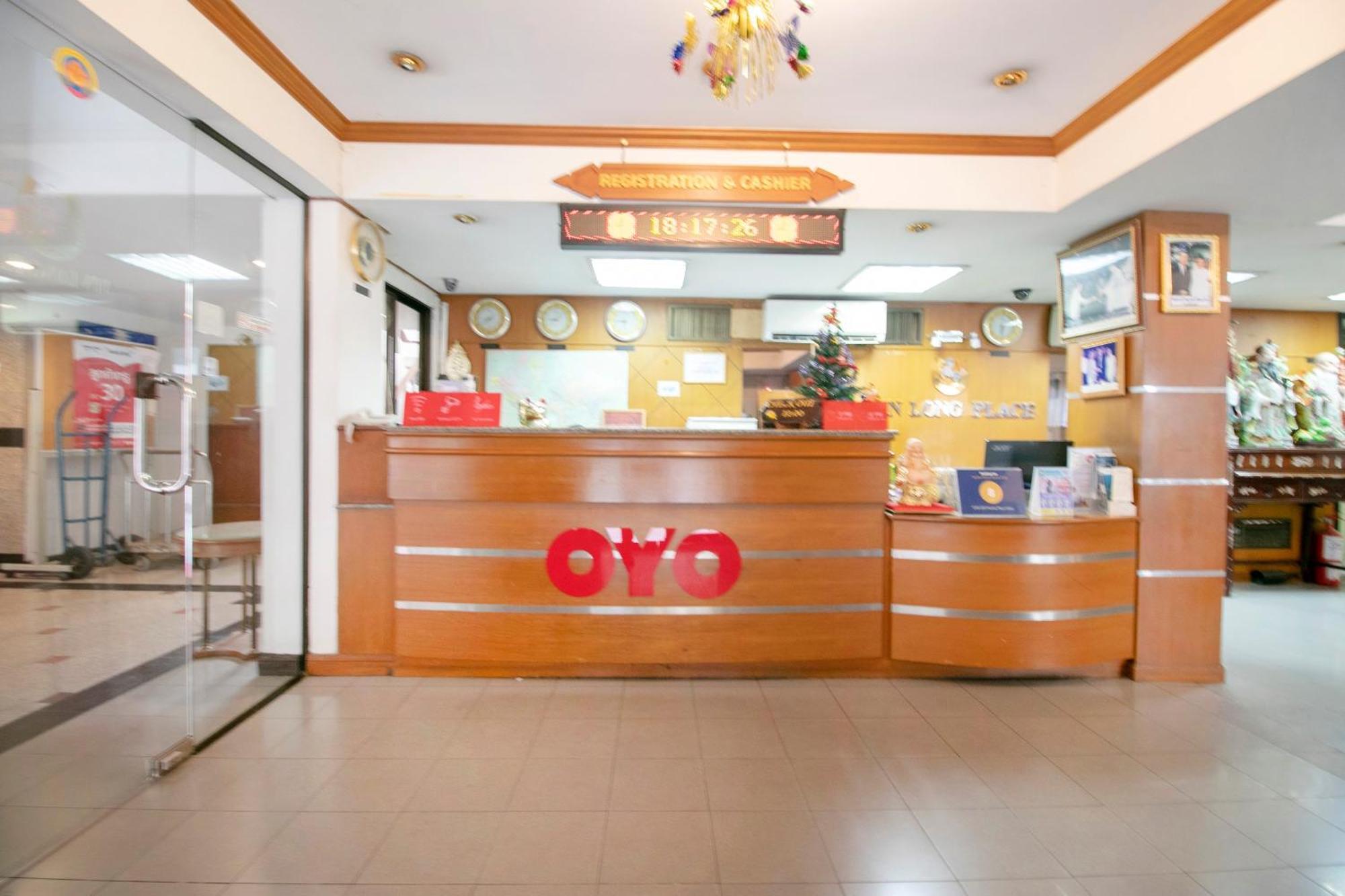 OYO 75385 Hotel Win Long Bangkok Buitenkant foto