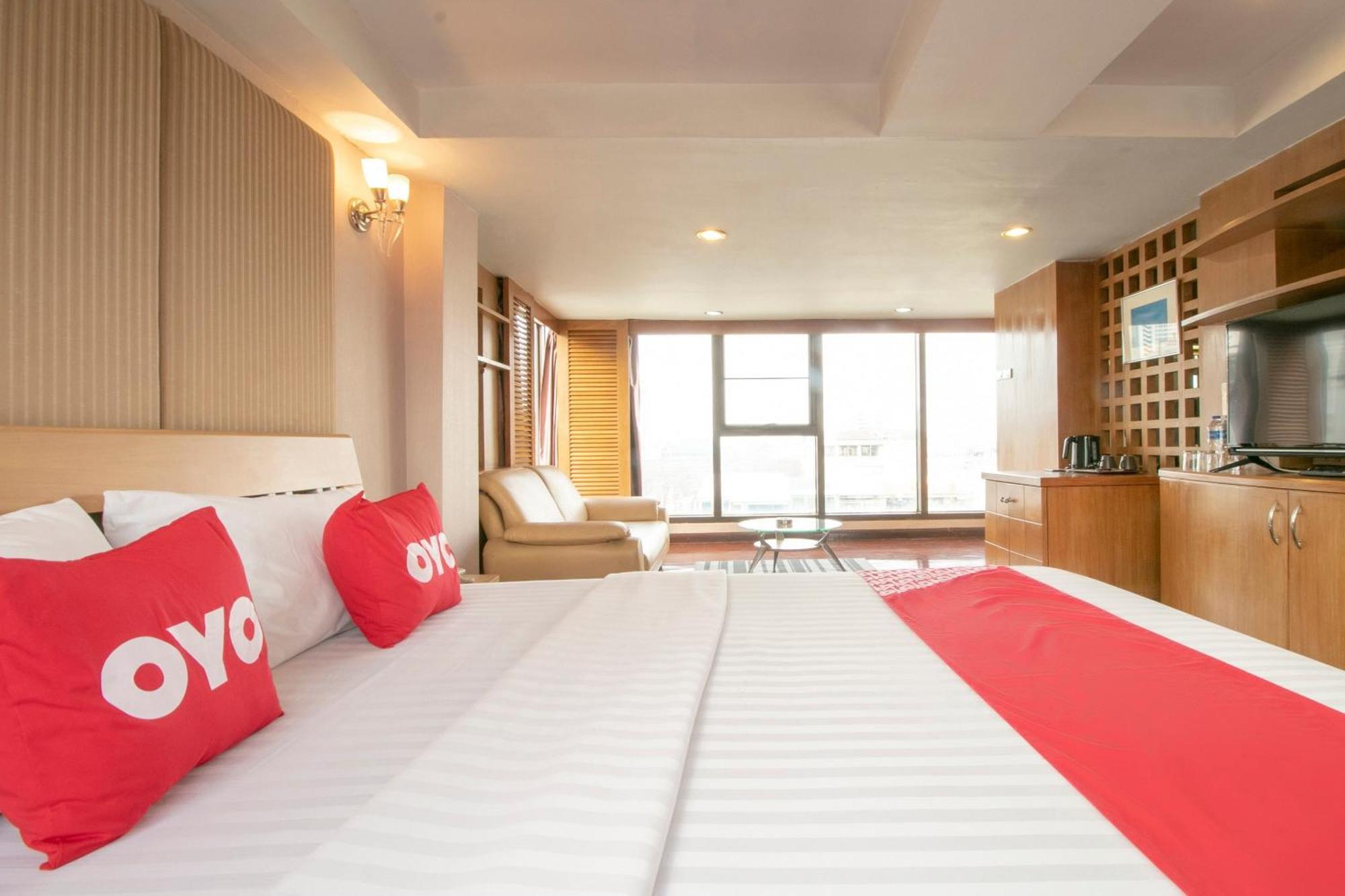 OYO 75385 Hotel Win Long Bangkok Buitenkant foto